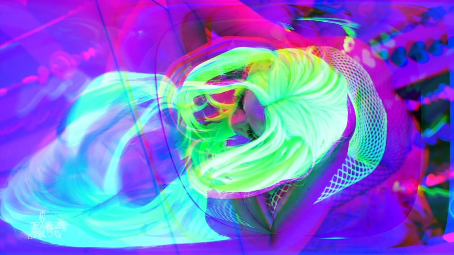 Jewelz Blu – NeoN DeMoN – Trippy Tease and Dildo Fun